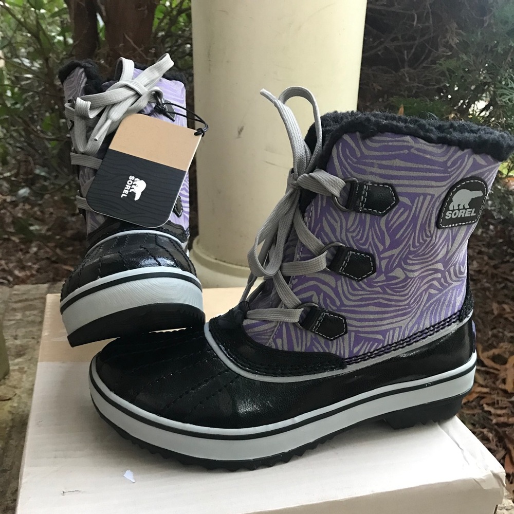 Sorel Tivoli Boots, New in box, size 5.5